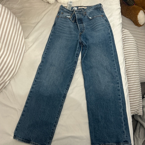 Levi's Denim - Levis ribcage straight ankle jeans